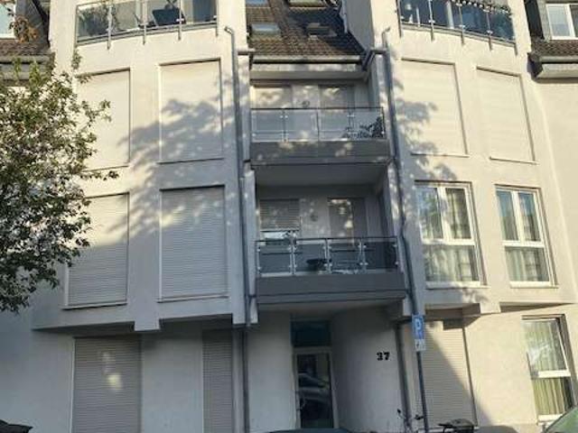 Schöne 2 Zimmer Wohnung 64 m2 mit TG in Düsseldorf Hassels