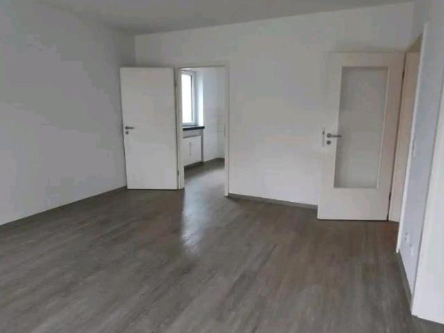 Schöne 2 Zimmer Wohnung zu vermieten