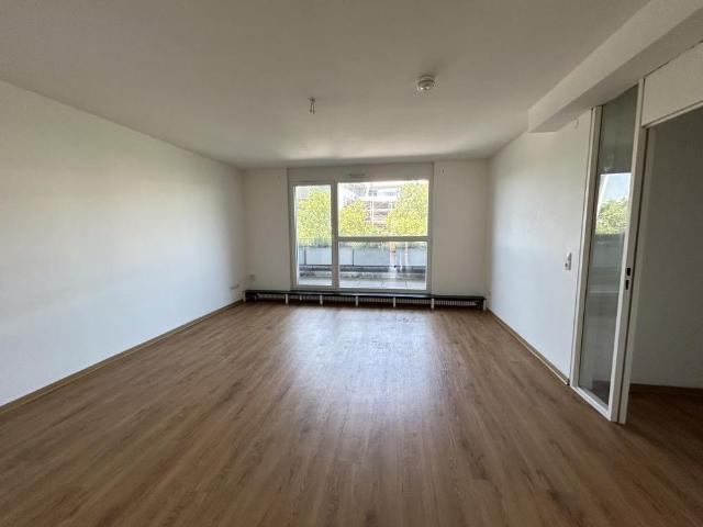 Schöne 2 Zimmer Wohnung ab sofort frei!