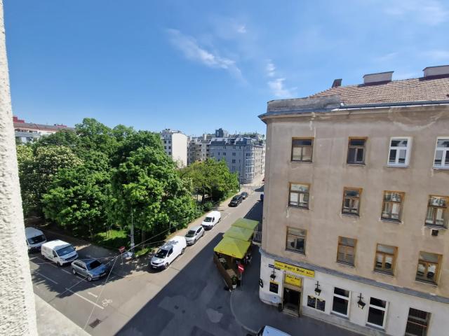 SCHÖNE 2 ZIMMER WOHNUNG COLUMBUSGASSE