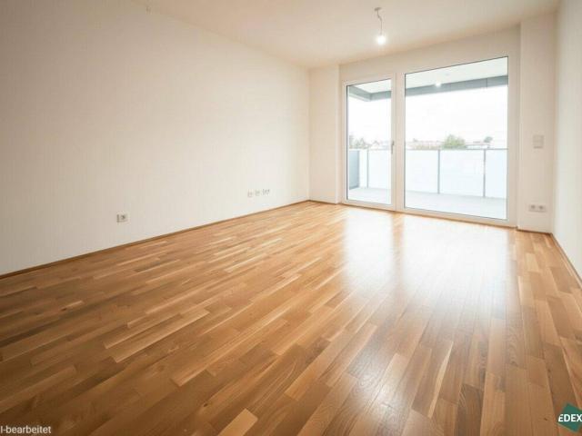 Schöne 2 Zimmer Wohnung I Balkon I nahe U1 Kagraner Platz