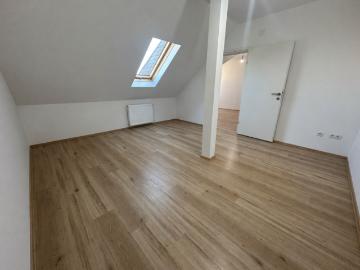 Schöne 2 Zimmer Wohnung in 3121 Karlstetten