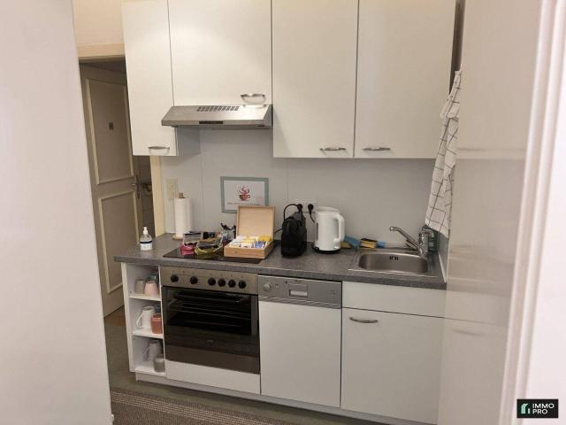 Schöne 2 Zimmer Wohnung in zentraler Lage zu vermieten! Marburger Kai!