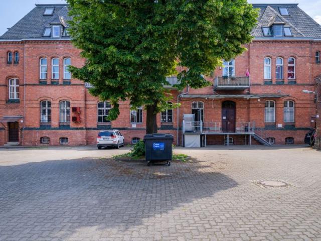 Schöne 2 Zimmer Wohnung in einzigartigem Altbau in Eberswalde zu vermieten