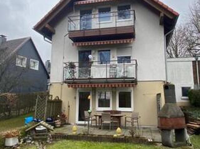 Schöne 2 Zimmer Wohnung in Gartenetage