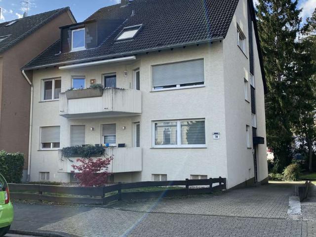Schöne 2 Zimmer Wohnung in Solingen Ohligs in ruhiger Lage, gut angebunden