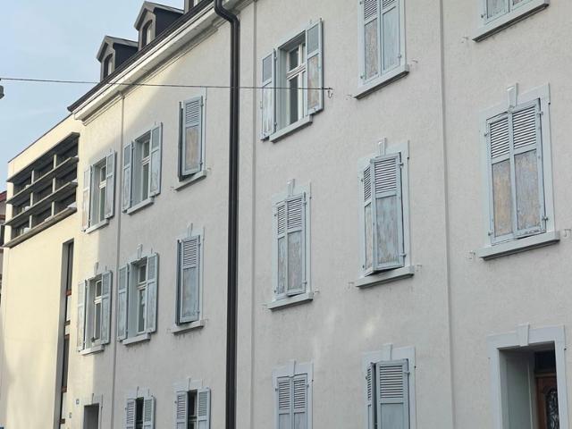 Schöne 2 Zimmer Wohnung mit Atelier