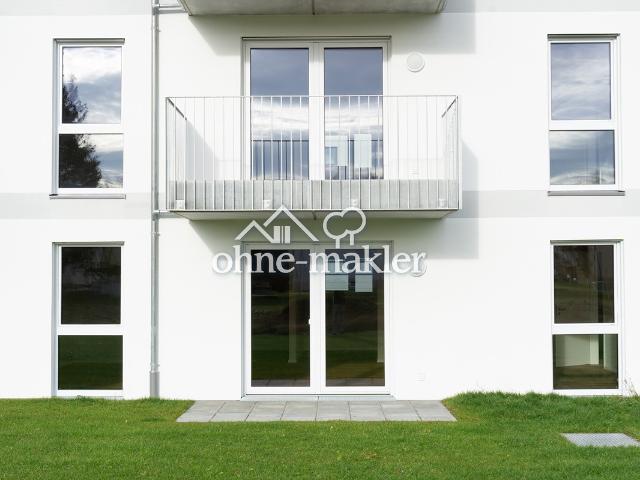 Schöne 2 Zimmer Wohnung mit Balkon & Naturblick in neuer Wohnanlage