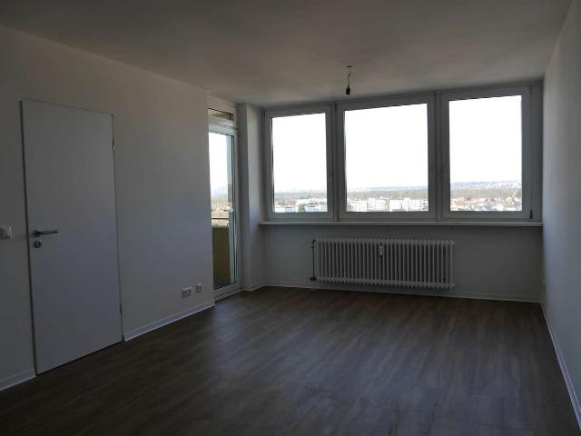 Schöne 2 Zimmer Wohnung mit Balkon in Maintal Bischofsheim zu vermieten