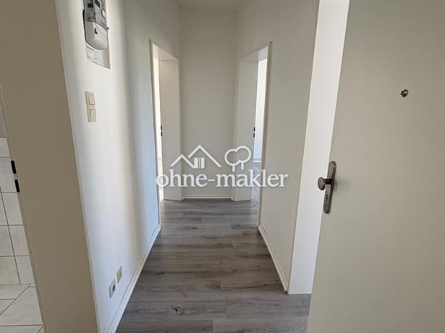 Schöne 2 Zimmer Wohnung mit Balkon in Bremerhaven Mitte