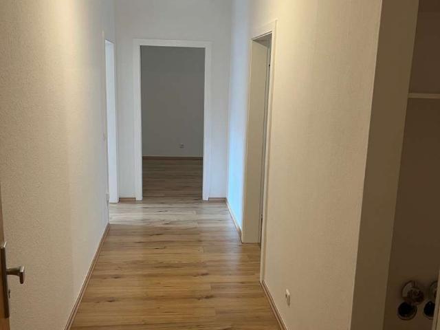 Schöne 2 Zimmer Wohnung mit Balkon und Einbauküche in Henstedt Ulzburg