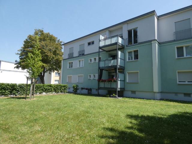 Schöne 2 Zimmer Wohnung mit Balkon!