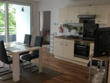 Schöne 2 Zimmer Wohnung mit Balkon