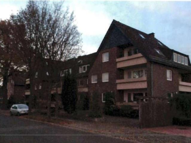 Schöne 2 Zimmer Wohnung mit großem Balkon