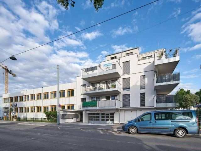 Schöne 2 Zimmer Wohnung mit Freifläche in der Koloniestraße!