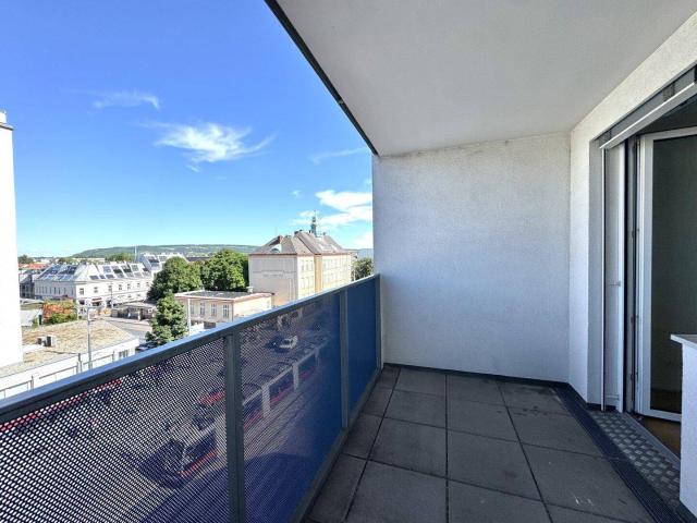 Schöne 2 Zimmer Wohnung mit Loggia an der Brünner Straße