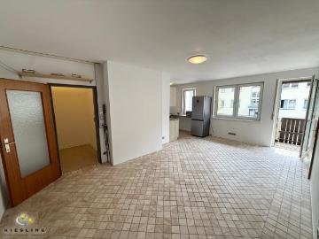 Wohnung mieten in Maria Enzersdorf - Parkplatz