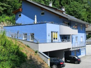 Schöne 2 Zimmer Wohnung mit Terrasse in Ampasser Ruhelage