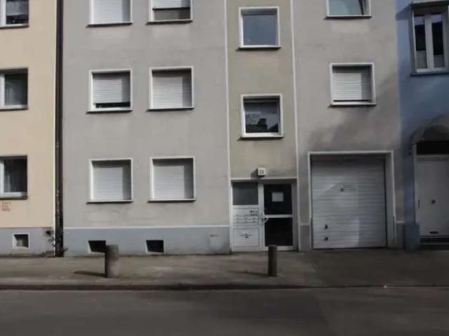 Schöne 2 Zimmer Wohnung mit viel Licht und Charme schnell sein