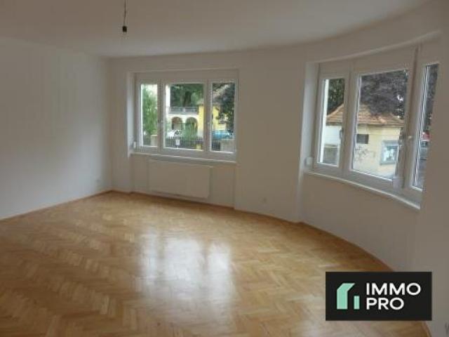 Schöne 2 Zimmer Wohnung plus Küche in 8020 Graz!