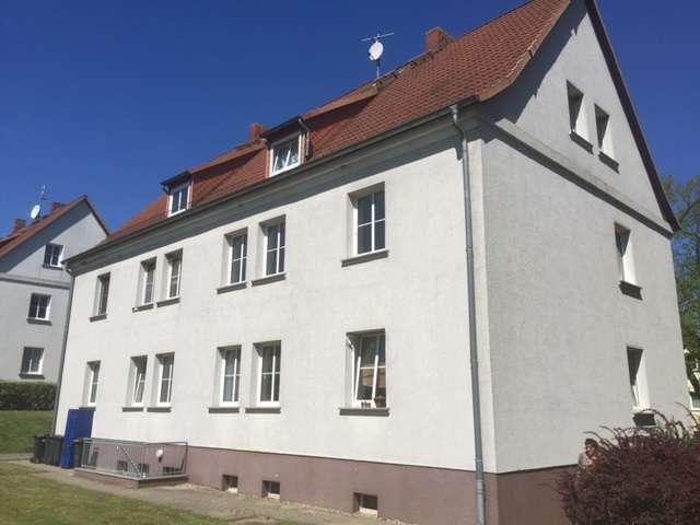 Schöne 2 Zimmer Wohnung * Seenähe * Dachgeschoss