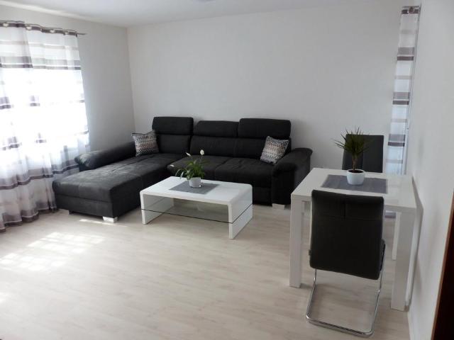 Schöne 2 Zimmer Wohnung, Stuttgart Münster, voll möbliert