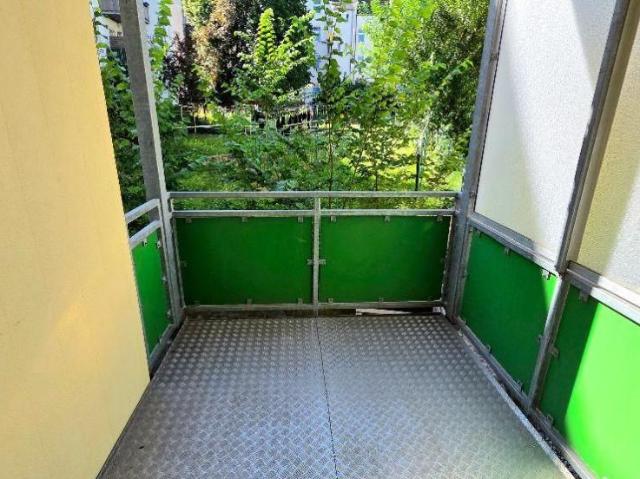 Schöne 2 Raum HP Whg. mit Balkon