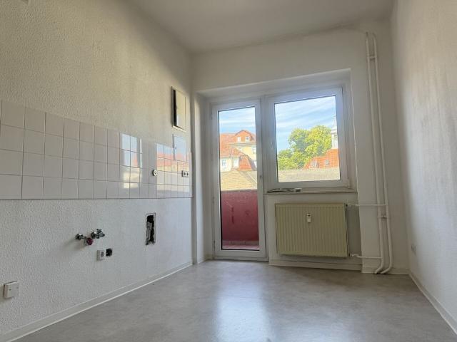 Schöne 2 Raum Wohnung mit Balkon in Dresden Löbtau mieten!