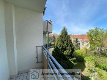 schöne 2 Raum Wohnung mit 2 Balkonen im Osten Leipzigs zu vermieten