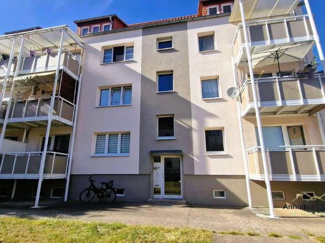 Schöne 2 Raumwohnung im Dachgeschoss