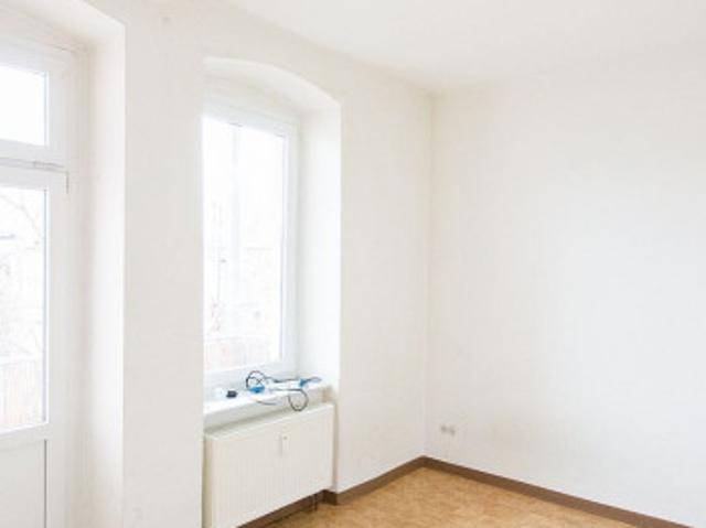 schöne 4,5 Zimmer Wohnung mit 2 Balkonen im Zentrum von Gera