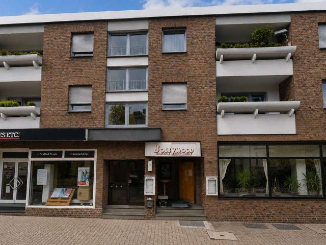 Schöne 4,5 Zimmer Wohnung im gepflegten Mehrfamilienhaus