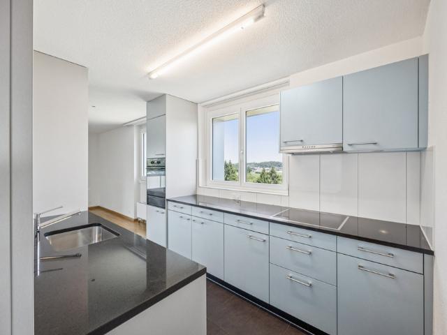 Schöne 4.5 Zimmer Wohnung im Thoracker