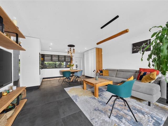 Schöne 4.5 Zimmer Wohnung Zwei Terrassen und Garten