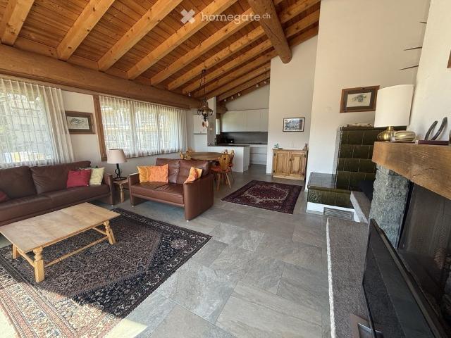 Schöne 4.5 Zimmer Dachwohnung in Flims – möbliert ab 1. Dezember 2026