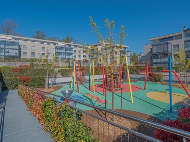 Schöne 4,5 Zimmer Erdgeschosswohnung mit Garten