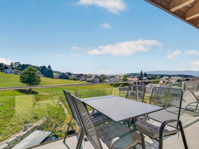Schöne 4,5 Zimmer Maisonette Wohnung mit schönem Balkon nach Südwesten ausgerichtet