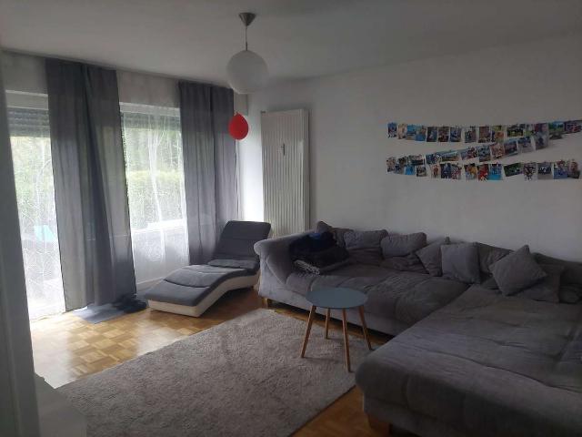 Schöne 4 Zimmerwohnung mit Terrasse