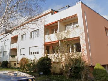 Schöne 4 Zimmerwohnung mit gemütlichem Balkon in Nidau