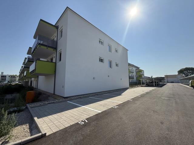 Schöne 4 Zimmerwohnung im Hasengarten ERSTBEZUG UNTERWALTERSDORF