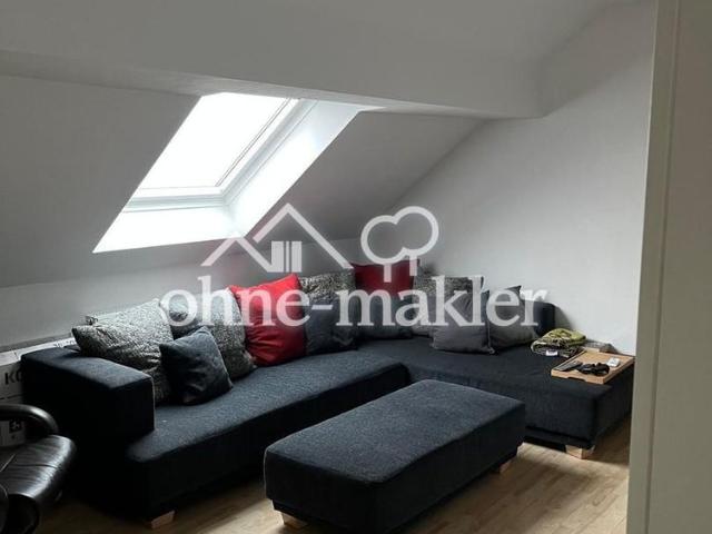 Schöne 4 Zimmer Dachgeschosswohnung in Karlsruhe Grünwinkel zu vermieten
