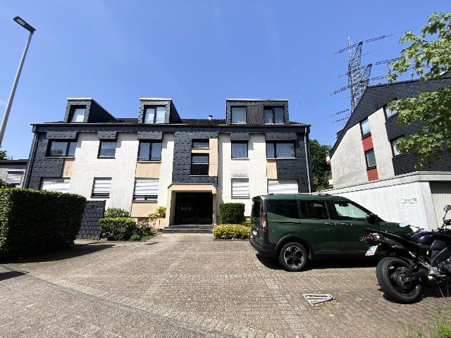 Schöne 4 Zimmer Eigentumswohnung mit Balkon und Stellplatz in Hilden Ost Erbpacht