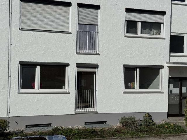 Schöne 4 Zimmer Wohnung