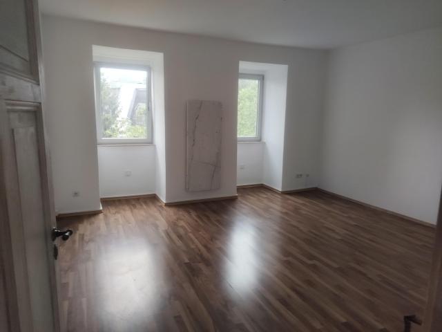 Schöne 4 Zimmer Wohnung