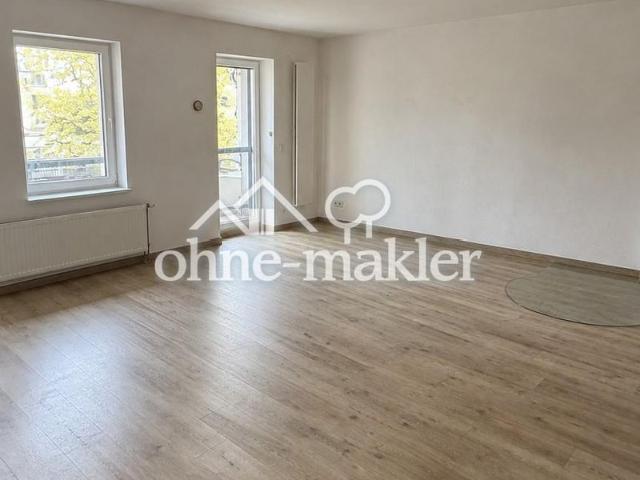 Schöne 4 Zimmer Wohnung | 135 m² | Balkon | 2 Bäder | EBK | Garten