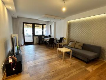 Schöne 4 Zimmer Wohnung voll möbliert im Zentrum von Erlangen
