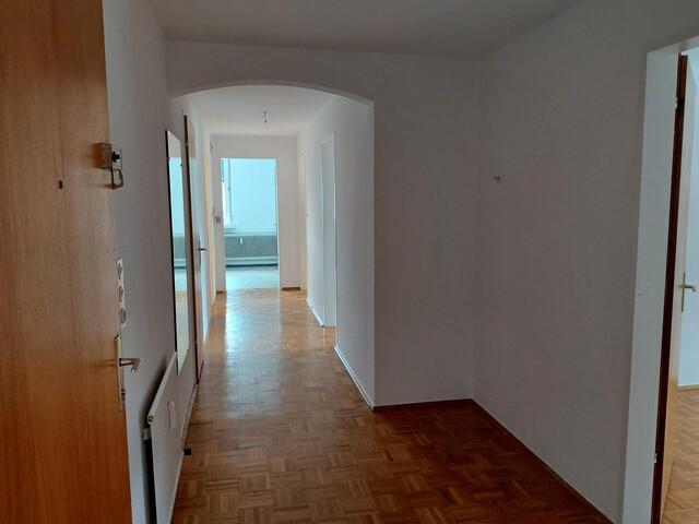 Schöne 4 Zimmer Wohnung im 5. OG, im Zentrum von Dornbirn, ruhige Süd Ost Lage