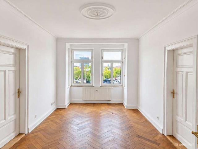 Schöne 4 Zimmer Wohnung in der Rothenburger Straße!