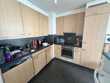 Schöne 4 Zimmer Wohnung mit Balkon