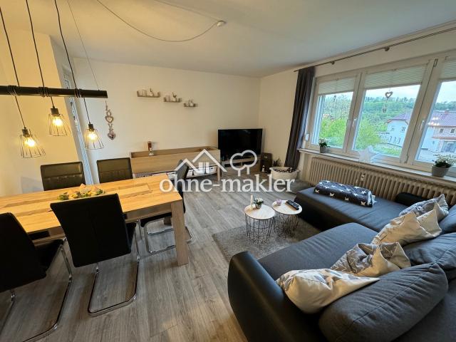 Renovierte 2 Zimmer Wohnung mit Garage